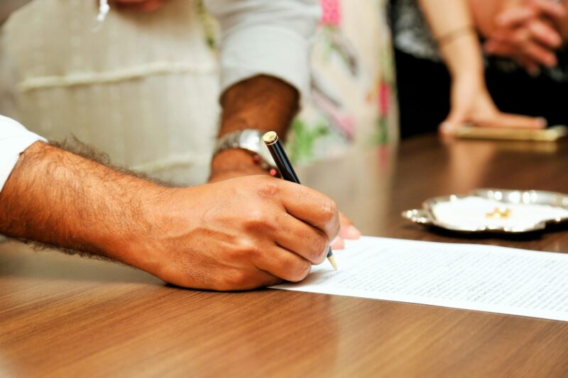 Trámites Notariales y Registro de la Propiedad