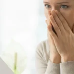 Una persona víctima de un delito de estafa agravada